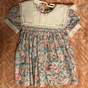 Beautiful vintage floral dress